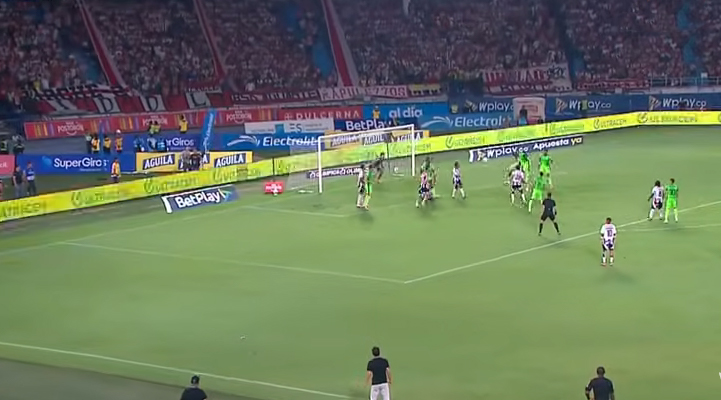 Cabezazo de Dairon Asprilla para abrir el marcador 1 Nacional - 0 Junior