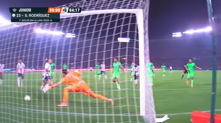 Golazo de Steven "Titi" Rodríguez el gol de la victoria 2 Junior - 1 Nacional