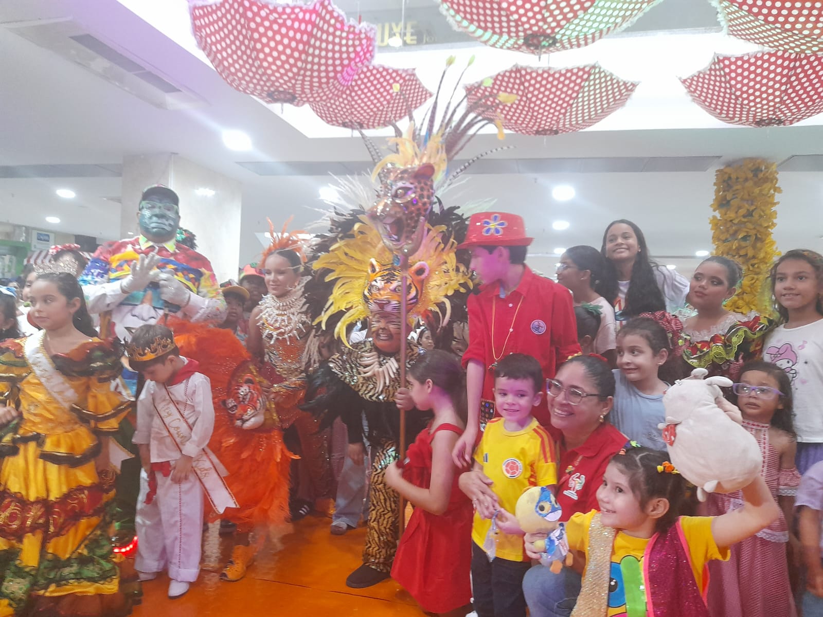 combinews-pacopaco-centro comercial villa country 25-01-26-10