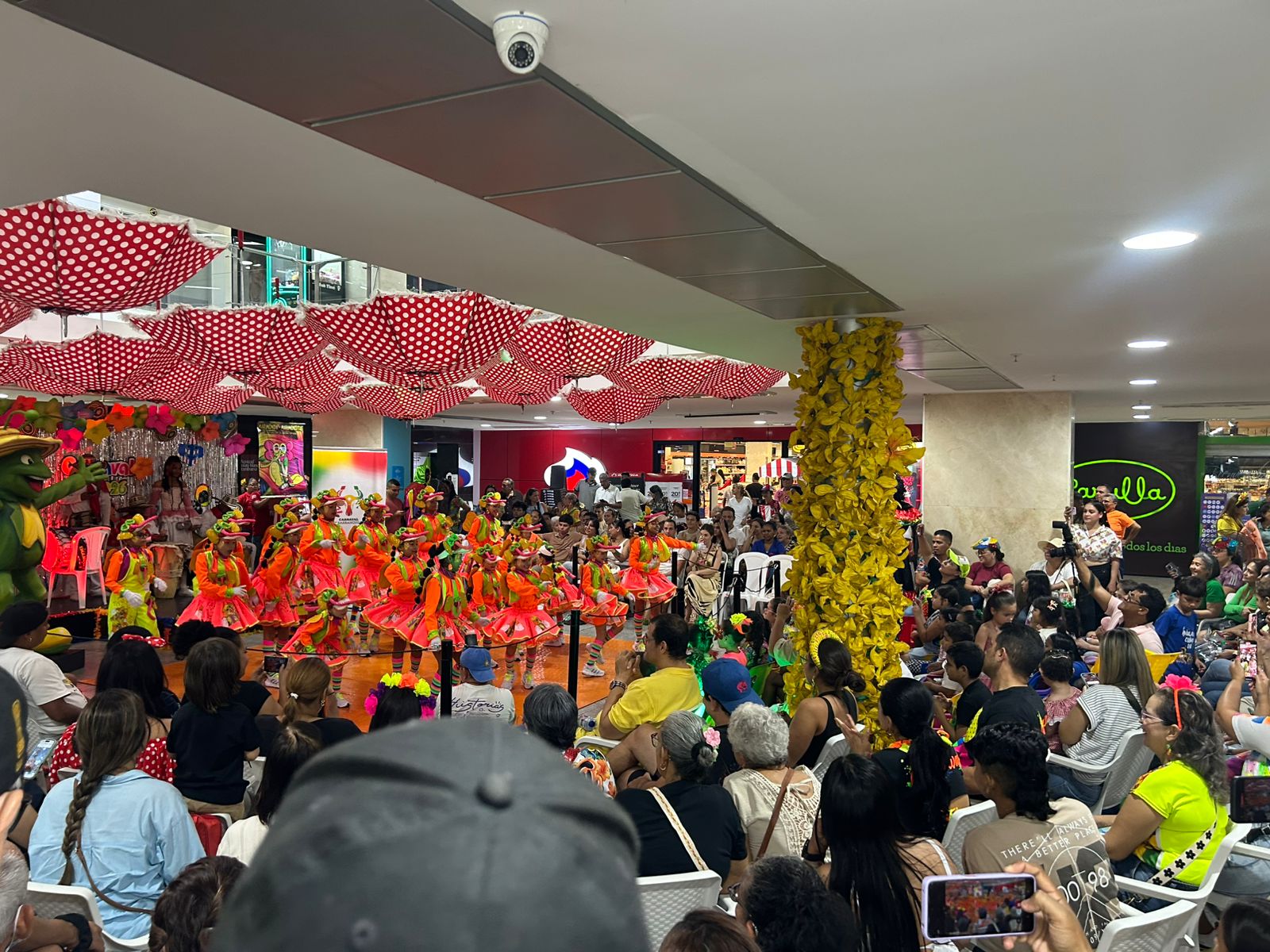 combinews-pacopaco-centro comercial villa country 25-01-26-16