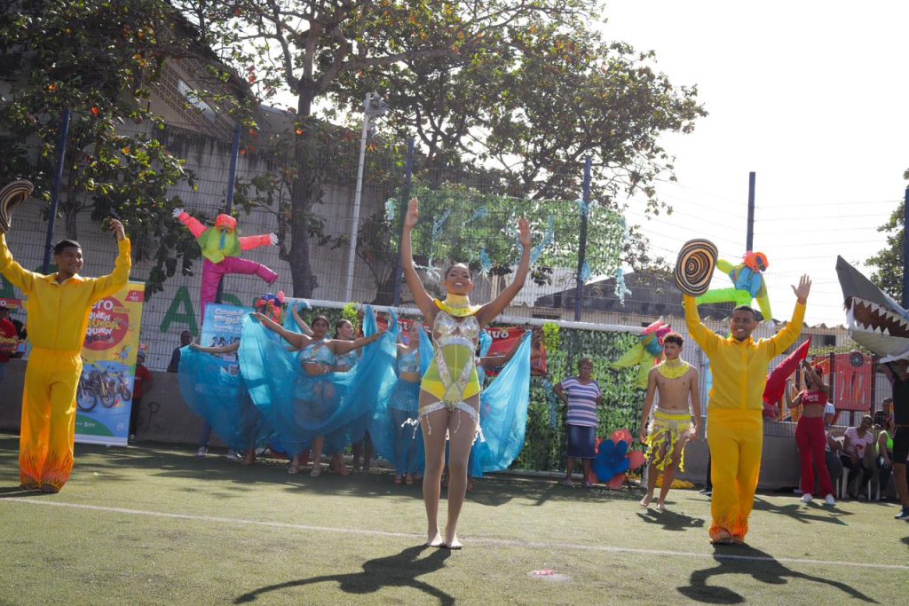 combinews-primera jornada de las coronaciones del Reinado Popular 2026-10