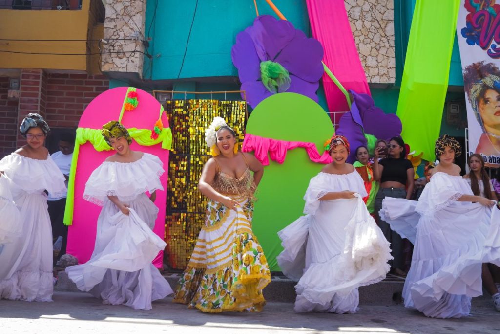 combinews-primera jornada de las coronaciones del Reinado Popular 2026-18