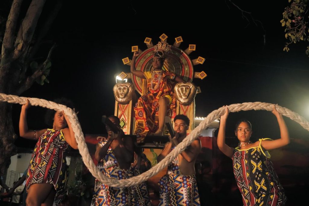 combinews-primera jornada de las coronaciones del Reinado Popular 2026-21